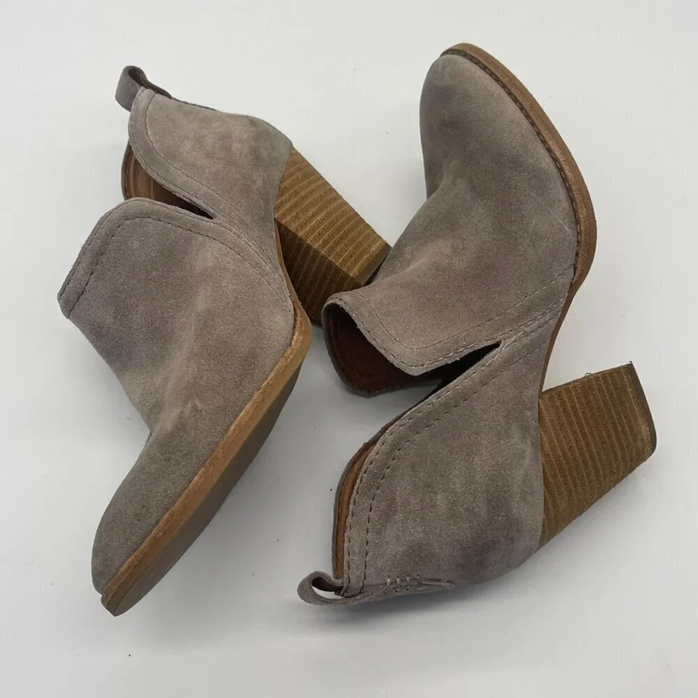 Jeffrey Campbell Rosalee Women’s Ankle Booties – Size 7 – Light Taupe Suede